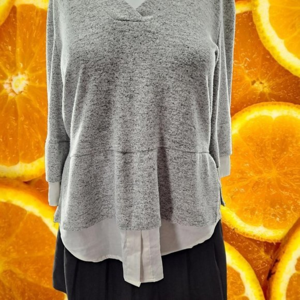 NY Collection‎ Quarter Sleeve Sweater Gray with White Under